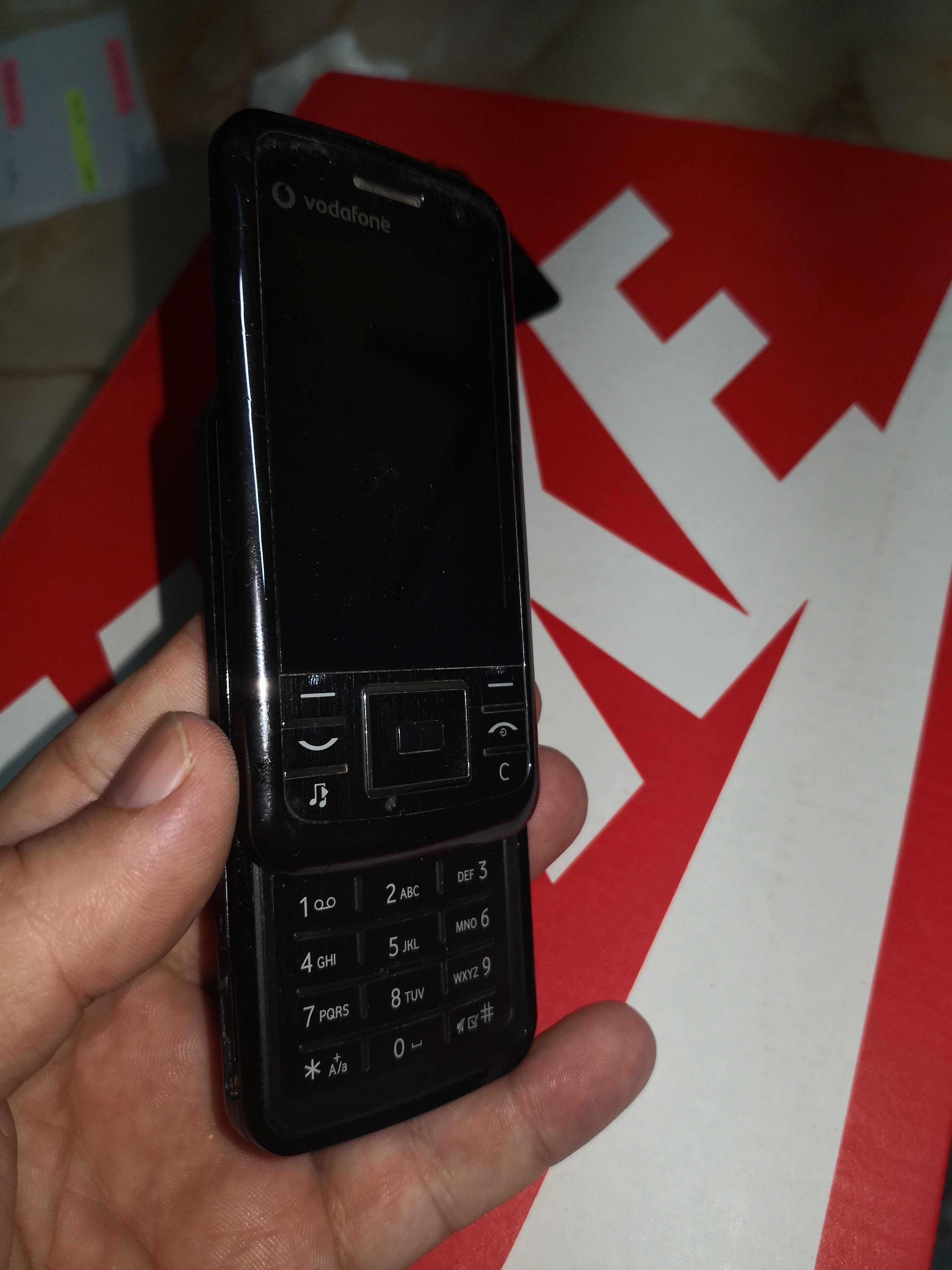 Telefon mobil Vodafone 830