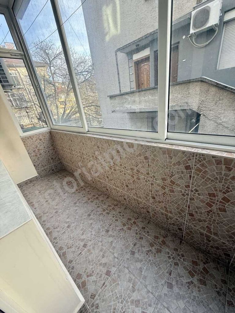 Продава се Многостаен апартамент в Велико Търново, Център - 120 кв.м за 1359 €/кв.м - Снимка #8