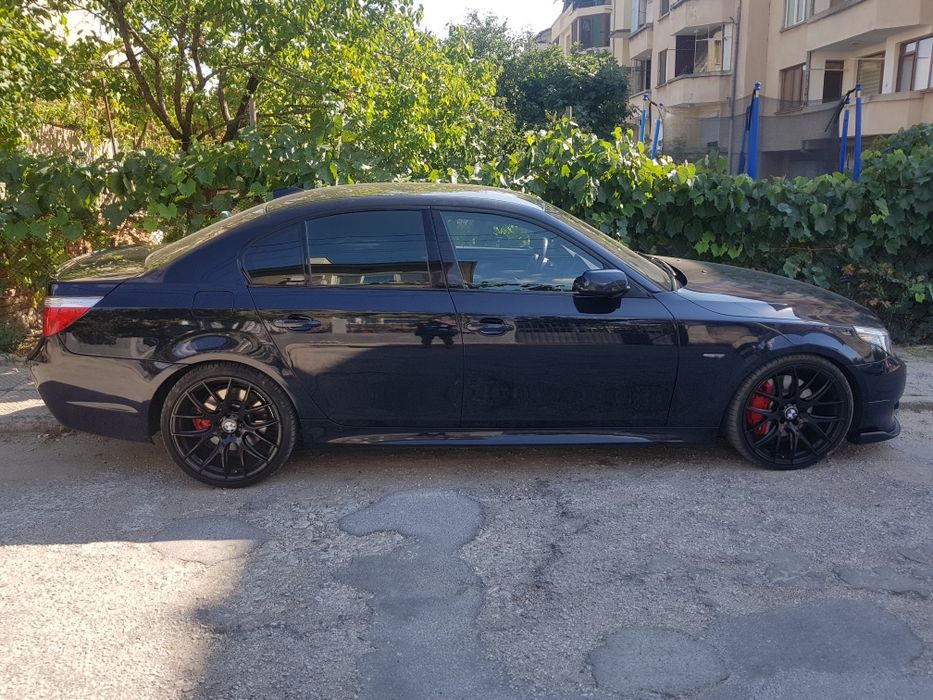 Продавам БМВ 550и Е60