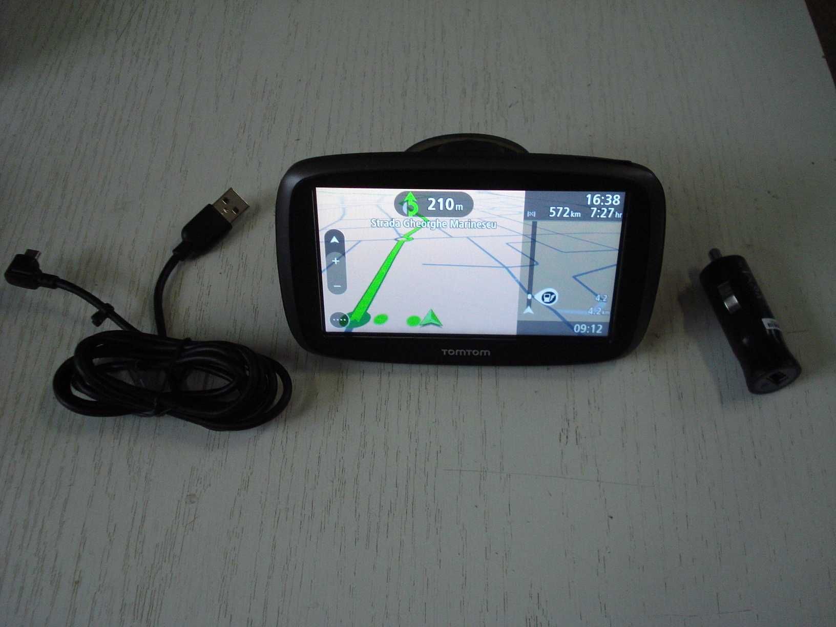 Navigatie GPS TomTom cu actulizare a hartilor pe viata (GRATUITA)