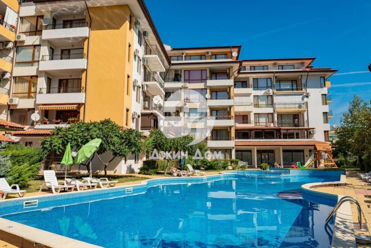 Продава се Двустаен апартамент в к.к. Слънчев бряг - 65 кв.м за 1047 €/кв.м - Снимка #5