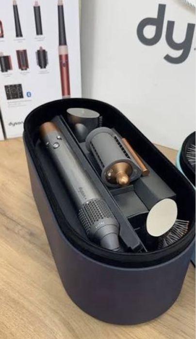 Дайсон оригинал продаю