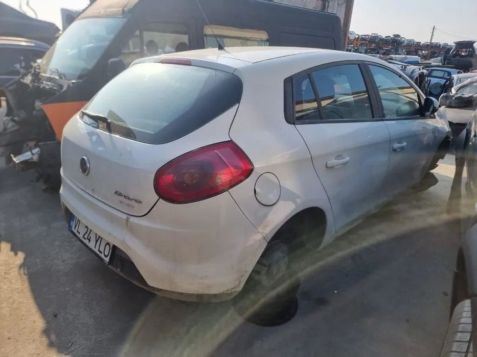 dezmembrez Fiat Bravo 2, an 2008, motor 1.9 jtd 120cp cod 192A8000, cutie de viteze manuala 5 trepte