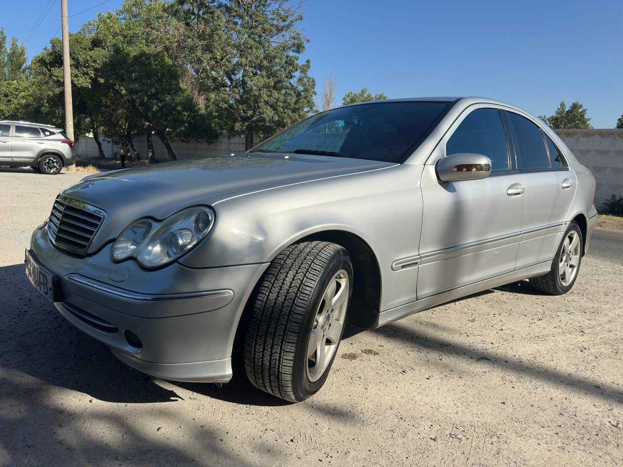 Mercedes-Benz С203
