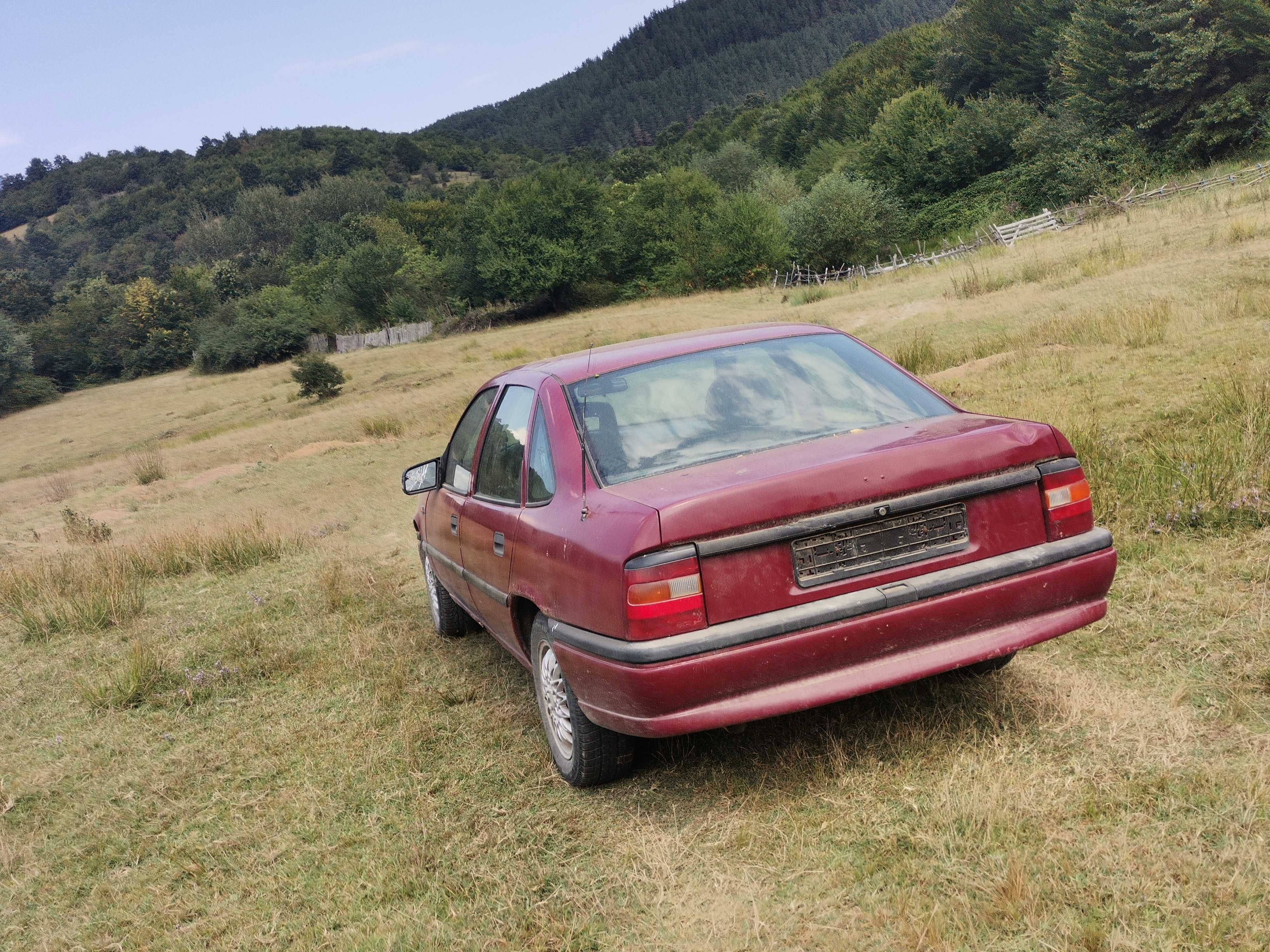 Opel vectra 1, 6 газ/бензин цяла или на части С ДОКУМЕНТИ