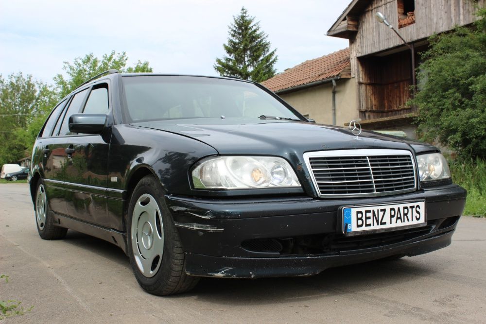 НА ЧАСТИ  Mercedes W202 C250 Комби Фейслифт / Мерцедес В202