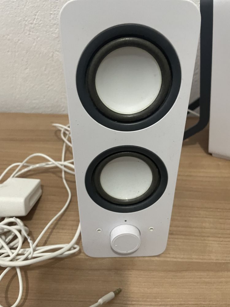 Logitech компютърни тонколони
