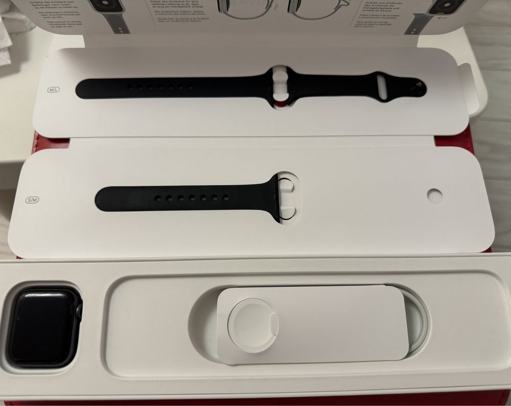 Vand Apple Watch Series 6 Black, 40MM