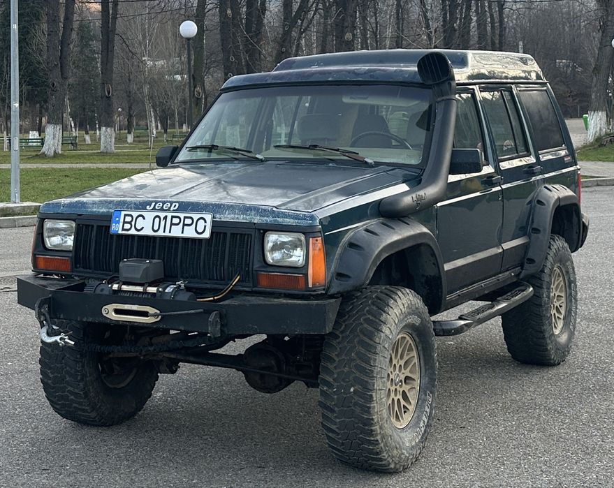 Jeep  cherokee 2.5 diesel pregatit de off road
