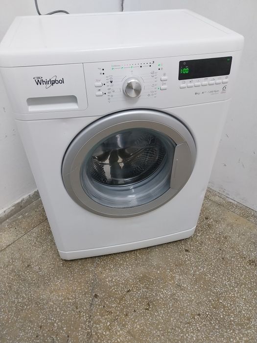 De vânzare Whirlpool capacitate  6kg