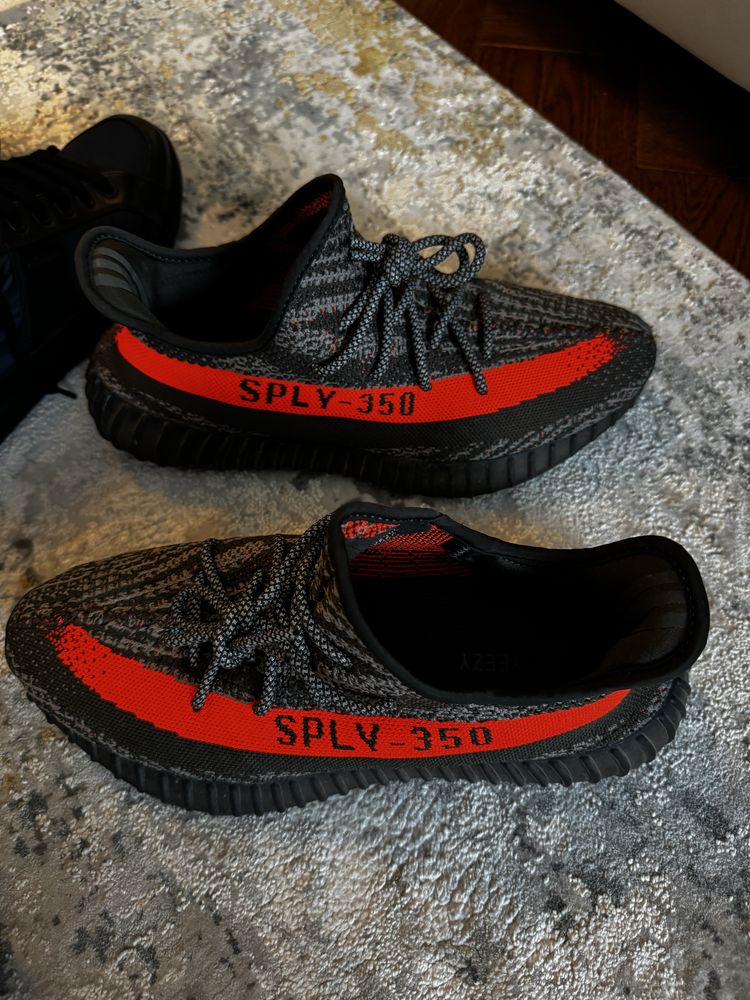 Lot adidasi Prada / Valentino/ Yeezy nr. 44 originali 100%