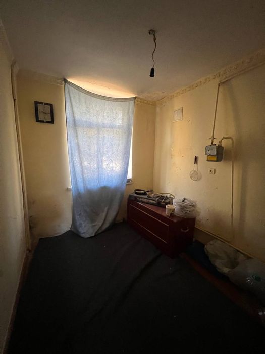 Zudlik bilan sotiladi! Xonadon yaxshi joyda