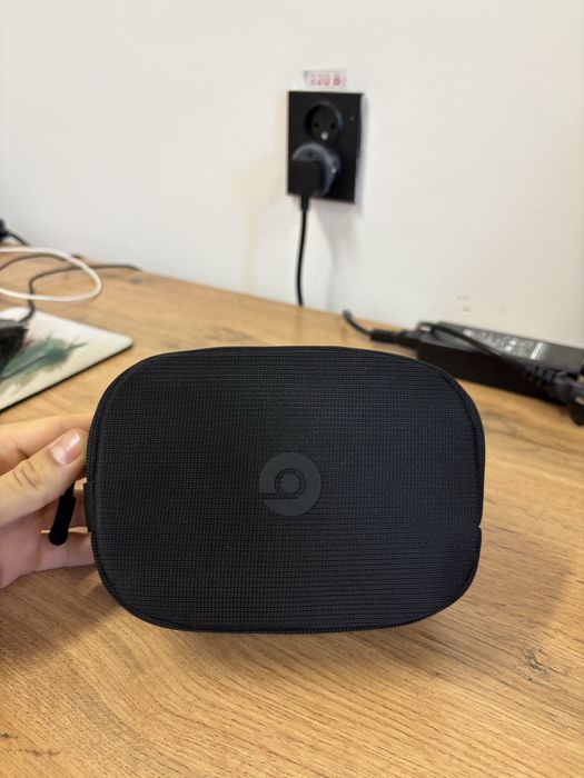 Наушники Beats Solo 4