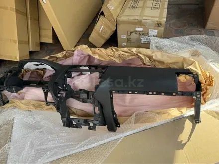 Прадо 150, Решетка радиатора, Торпеда, Подрулев переключ и тд