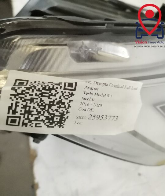 Десен фар Ориджинал Пълен Лед Авариран Тесла Модел С / Tesla Model S 1