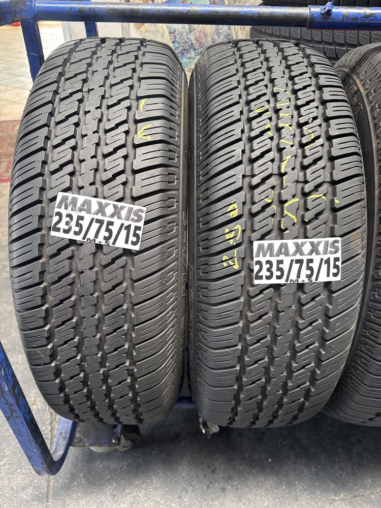 235/75/15 Maxxis M+S