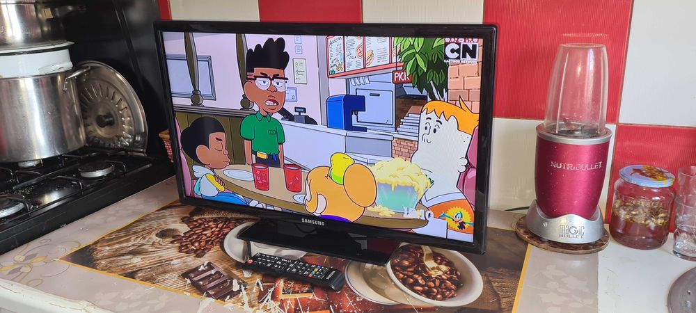 Samsung 66 cm = 250 lei