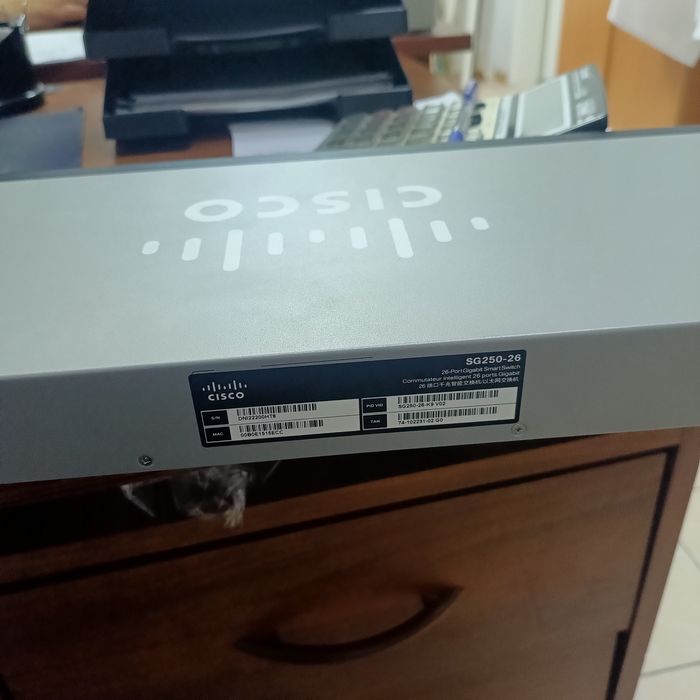 Комутатор switch cisco SG250-26