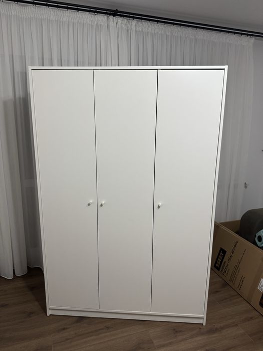 Vand Dulap haine IKEA