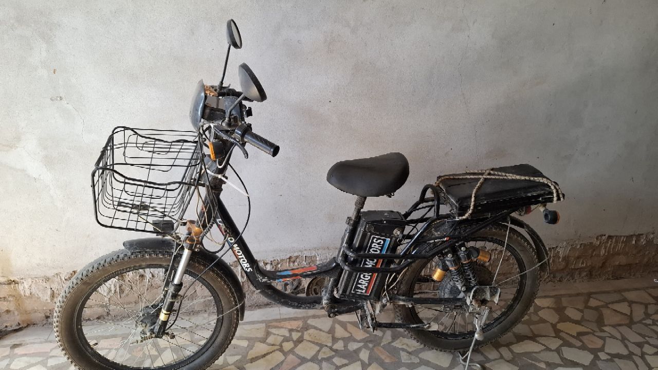 Velo skuter sotiladi