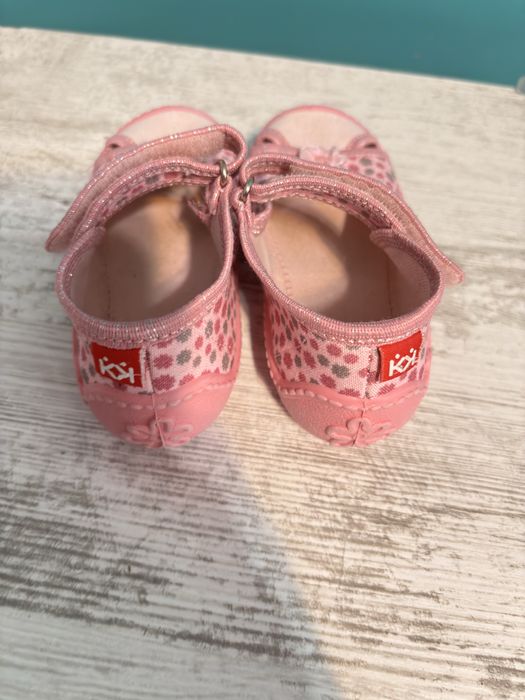 Пантофки Колев и Колев