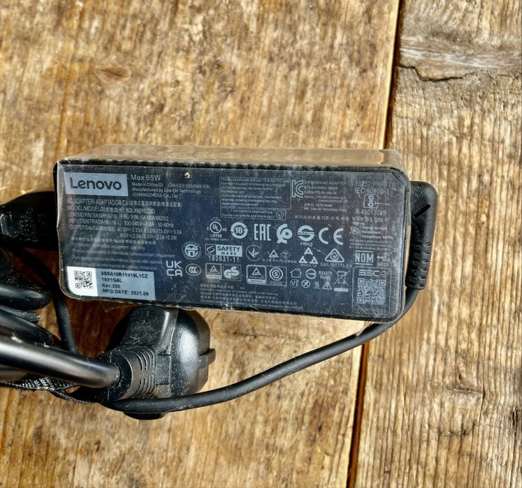 Incarcator pentru laptop Lenovo 65 W cu mufa USB C