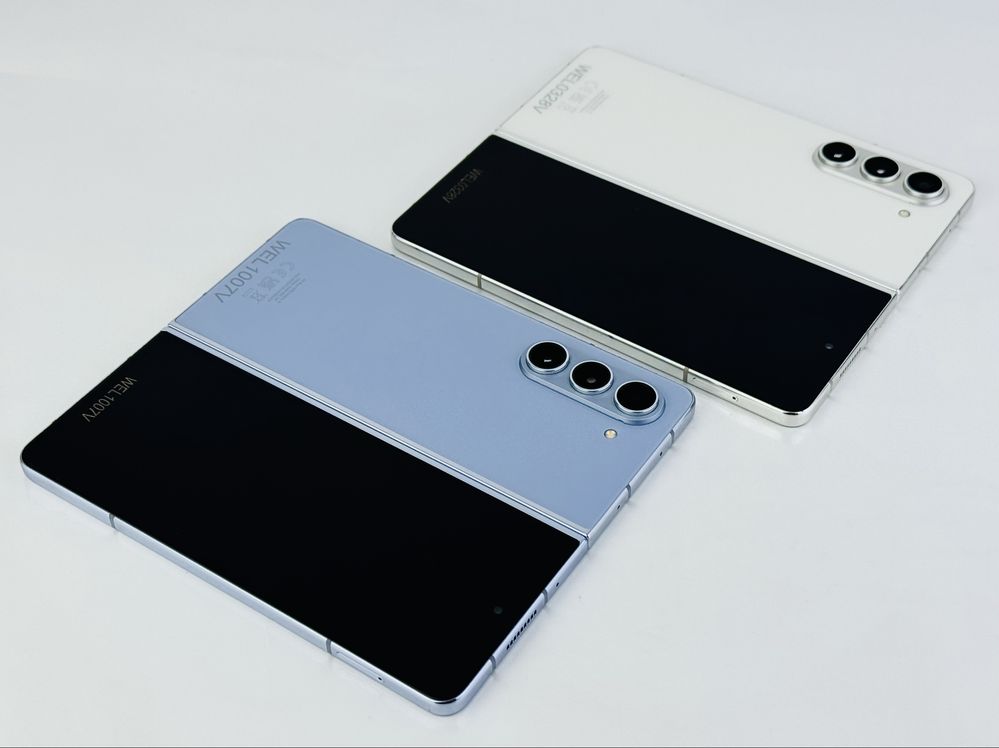 Samsung Galaxy Z Fold 5 256GB 12RAM Begie / Blue Перфектен! Гаранция