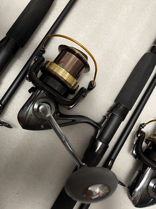 SET 4 Lansete Somn 3.0m Diamant ALB CatFish + 4 Mulinete GB 8000