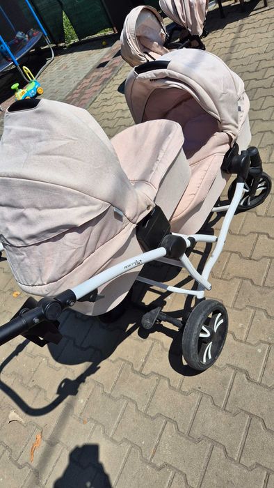 Vand carucior gemeni tip trenulet