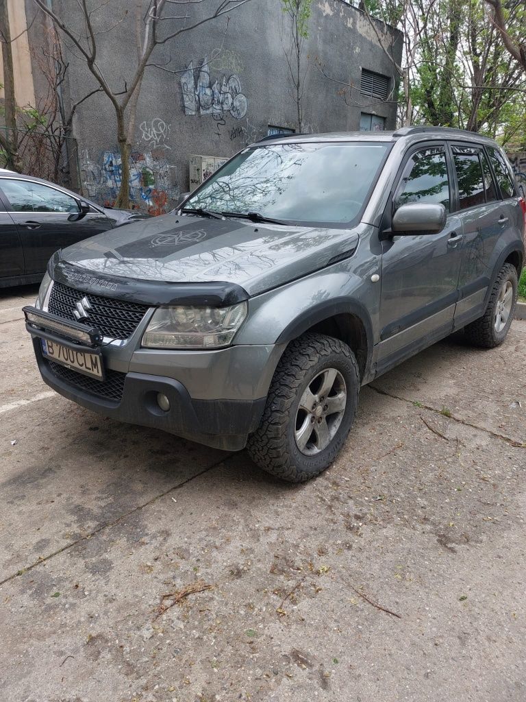 Urgent vând Suzuki Grand Vitara