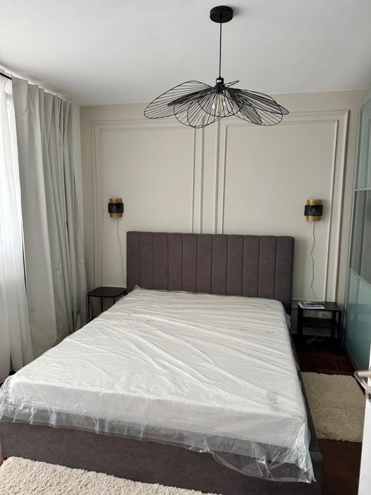 Apartament Metrou Tineretului (la scara blocului)Bd Dimitrie Cantemir
