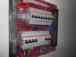 Electrician autorizat ANRE cu peste 23 de ani experienta