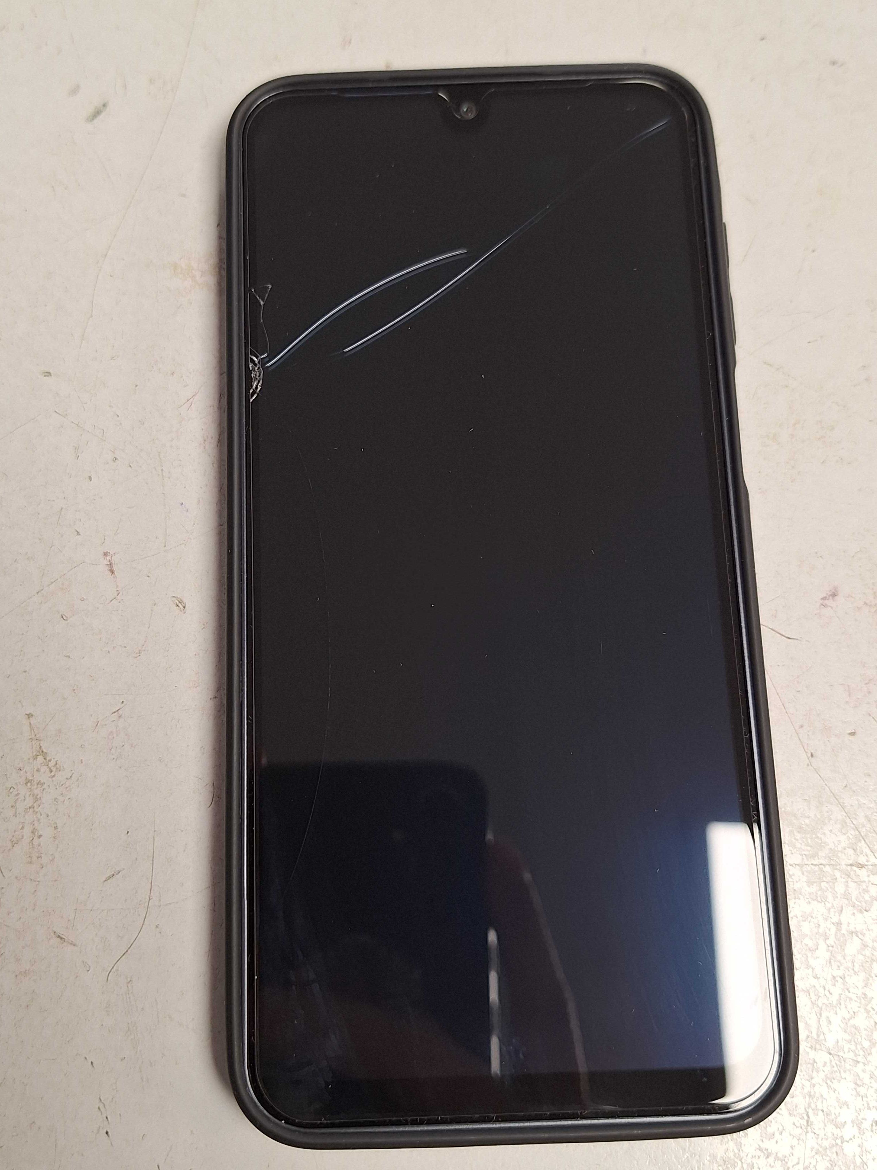 Huawei     Nova    12i