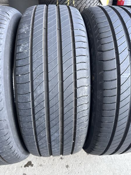 215/55/17 MICHELIN 4бр