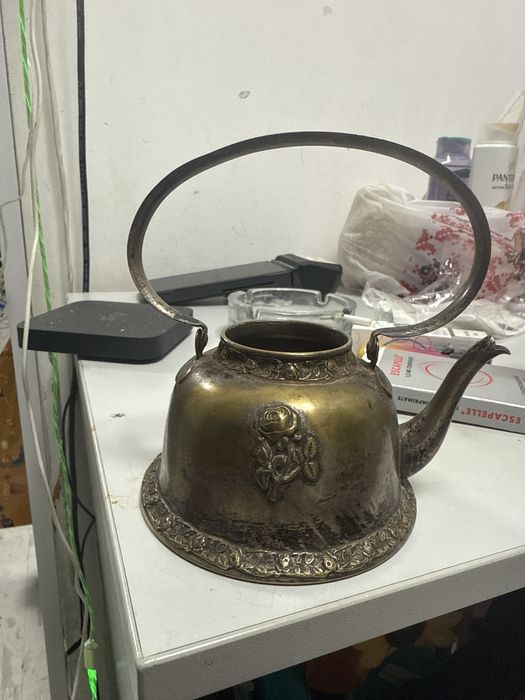 Ceainic alama cu patina timpului