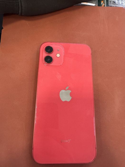 Срочно Продам айфон 12 64гб