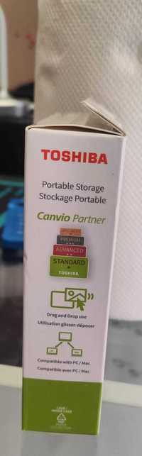 Hard disk portabil Toshiba Canvio 2TB