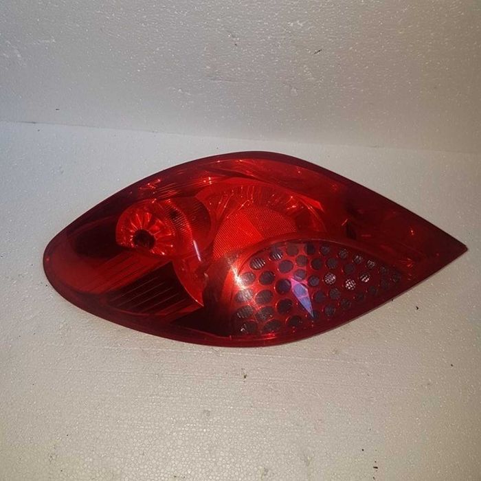 Triple (stop) Peugeot 207