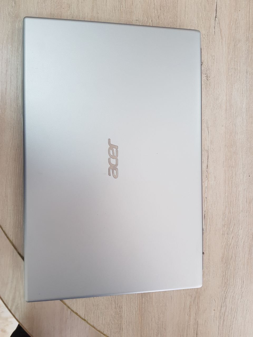 Продаётся ноутбук Acer Aspire 3