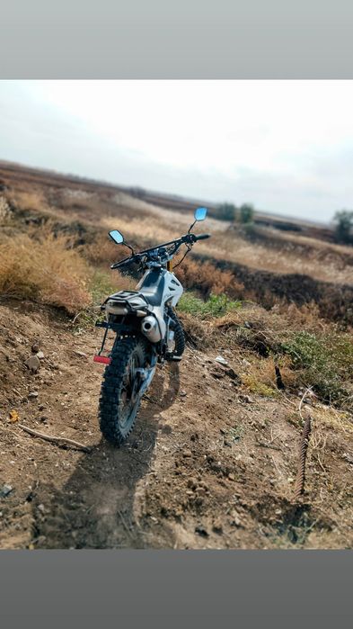 Продам эндуро Yamma 250cс