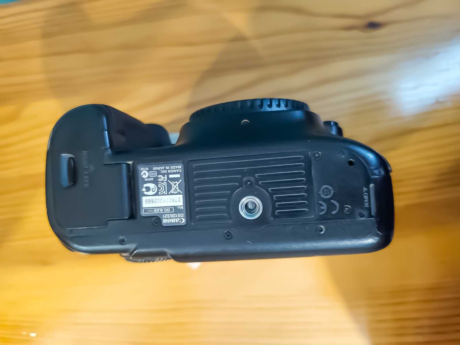 Продавам Canon 5d mark iii