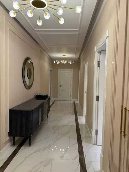 Сдаётся квартира 2 ком на Чиланзарском р-н ц квартл метро Чиланзар