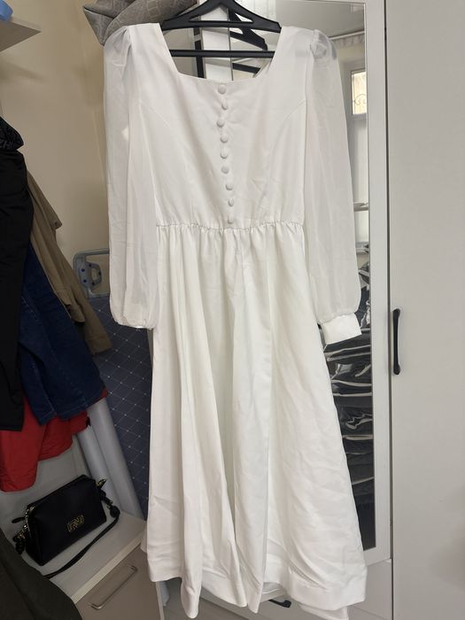 Продам платье в идеальном состоянии на кудалык можно невесте