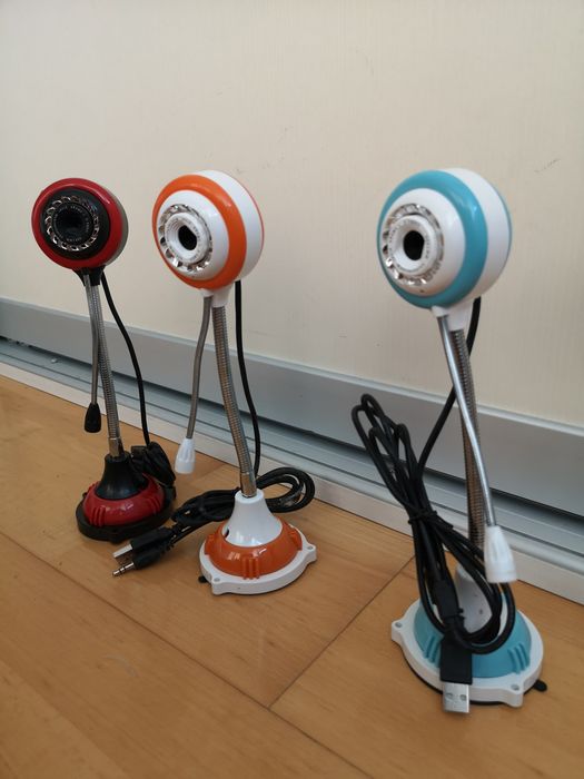 PC calculator camera noua HD 32 Mega pixels, built - in microphone