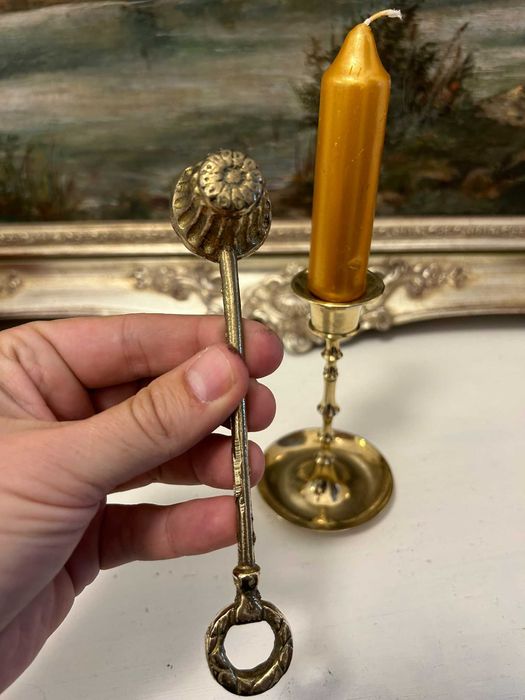 No531 Sfesnic bronz si stins lumanarea masiv 2 obiecte 184g 13-15 cm