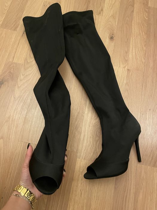 Нови ботуши на ток ZARA