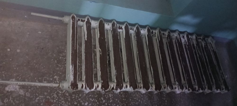 Чугунная батарея.