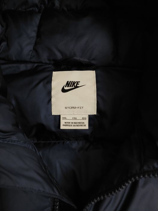 Geaca Nike marimea XXL