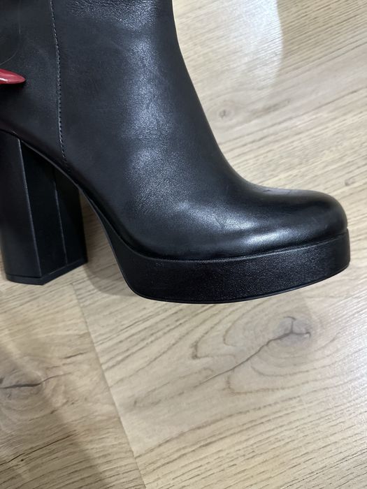 Боти Zara - телешка кожа