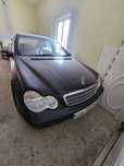 Dezmembrez Mercedes c220 an 2003..